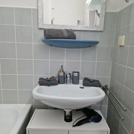 M&bluxux Ap 12 Apartment